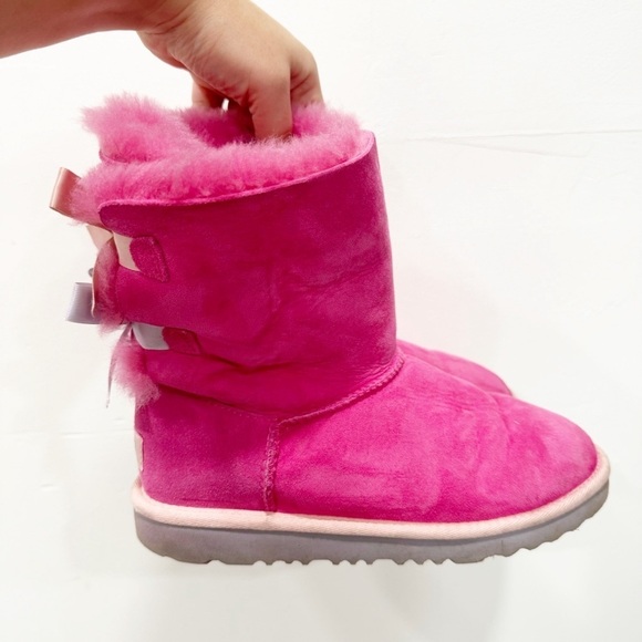 Ugg Kids Bailey Bow II Boot Pink Silver Gold Bows Women’s 6 - Picture 1 of 7